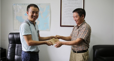 地勘院積極開展“八一”走訪慰問活動